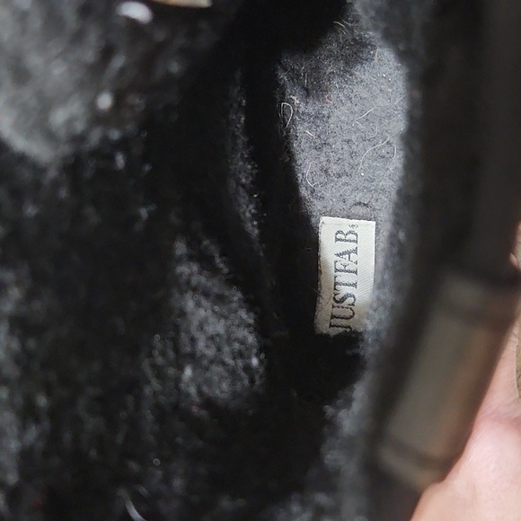 JustFab Loletta red & black Buffalo plaid duck boots EUC - Picture 8 of 10